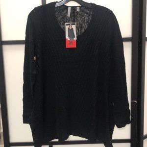 Beatrix women’s black sweater NWT size M